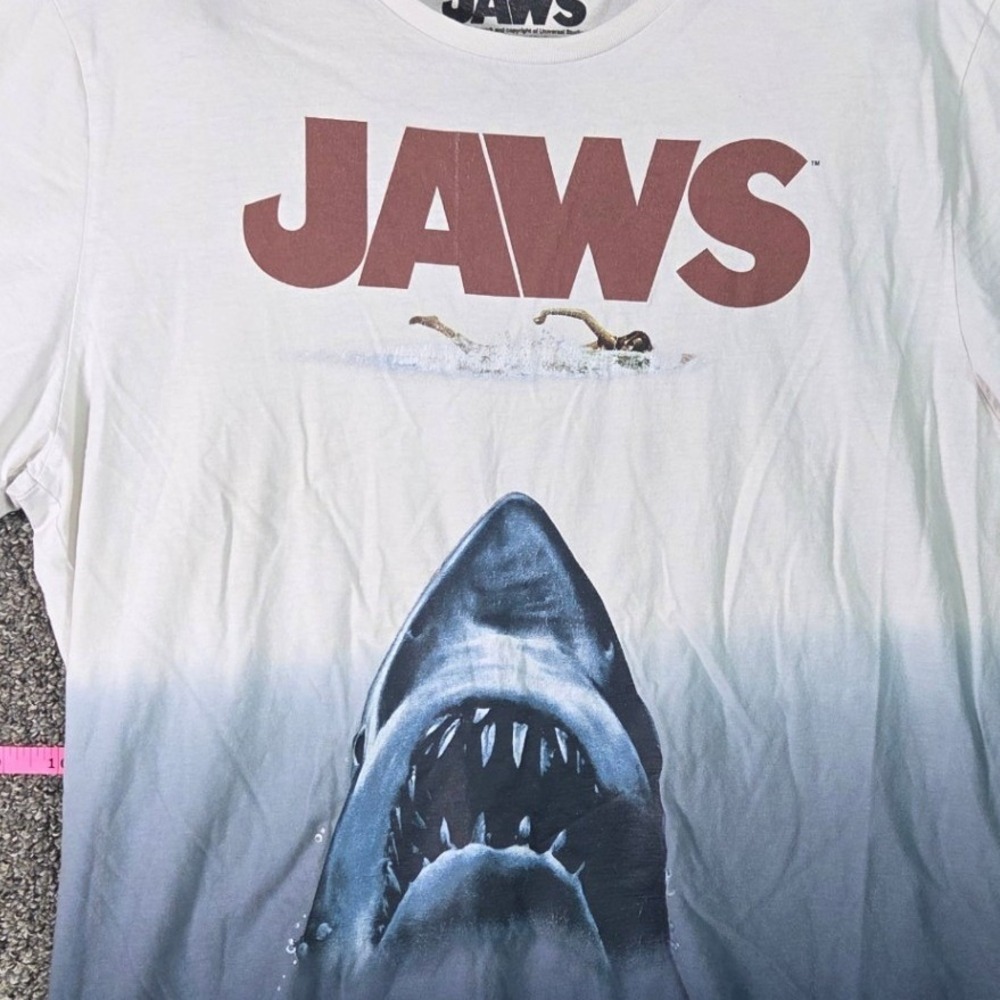 Jaws Graphic T-Shirt Mens Large White Blue Ombre Vintage Movie Poster Tee
